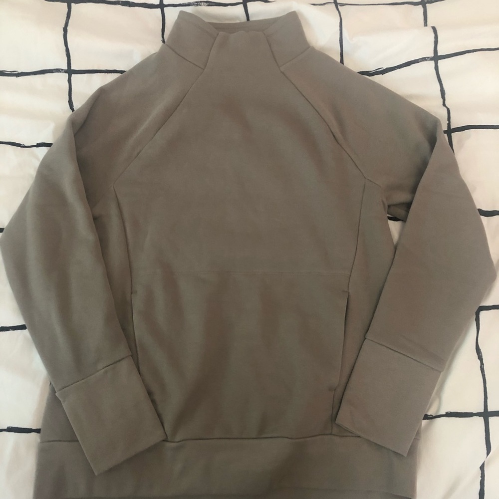 FABLETICS Zaylee Funnel Neck Tunic